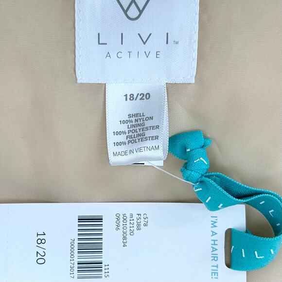 Livi Active Lane Bryant Gold Metallic Puffer Vest NWT - Picture 7 of 7